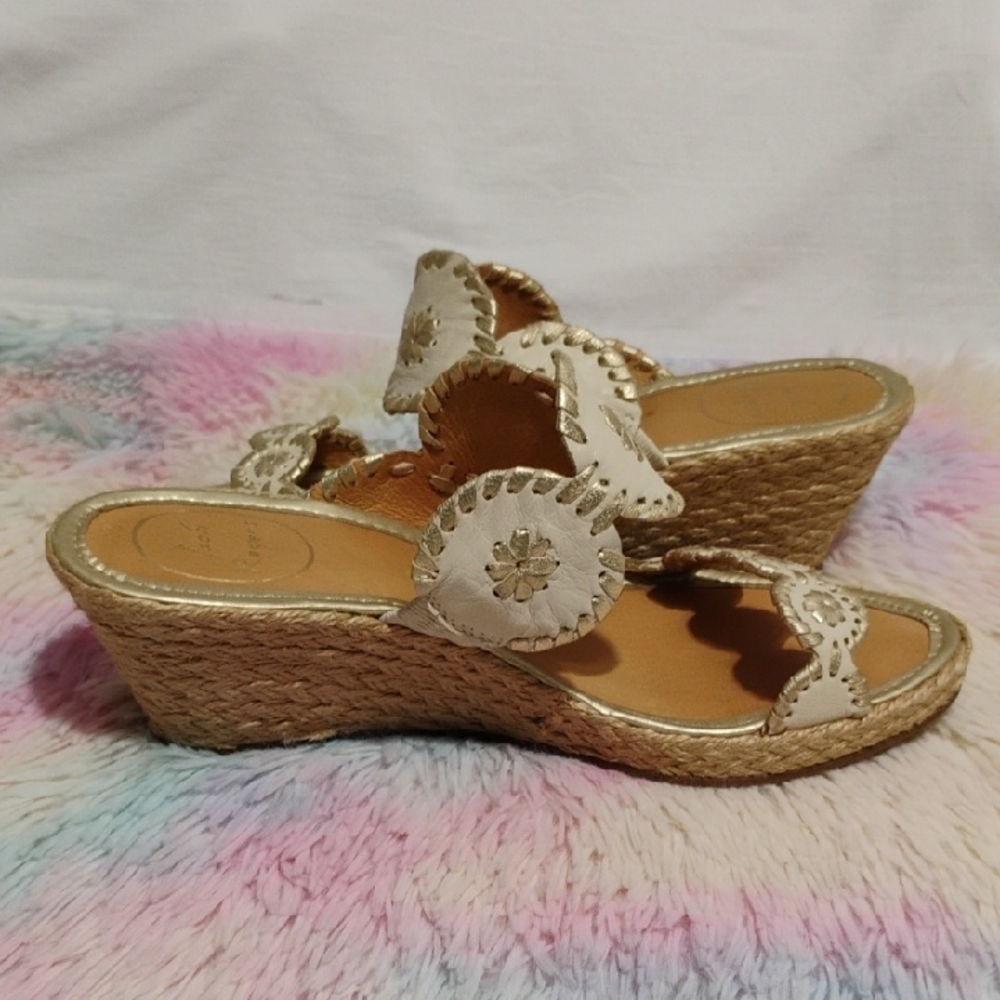 Jack Rogers Luccia Wedge Sandals W Gold Floral Accents Sz.9 Barely Worn #52 - Picture 10 of 12